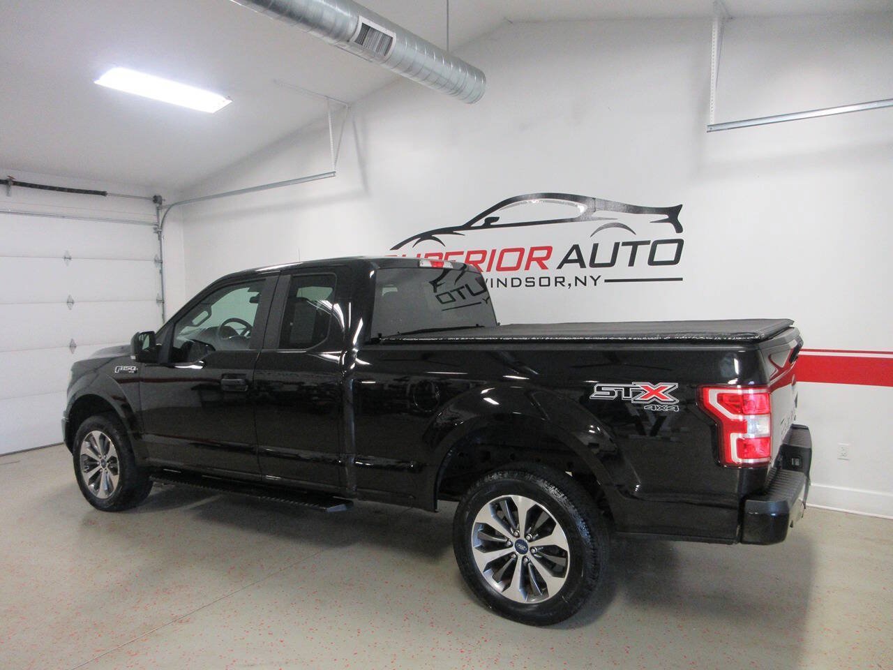 Used 2019 Ford F150 XL w/ Equipment Group 101A Mid AWD/4WD image 4