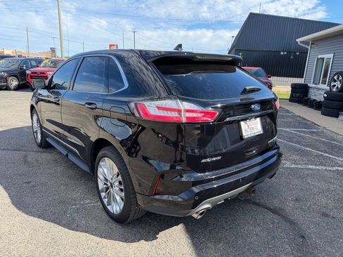 Used 2020 Ford Edge Titanium w/ Equipment Group 301A image 3