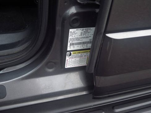 Used 2016 Ford Expedition XLT w/ Equipment Group 202A AWD/4WD image 34