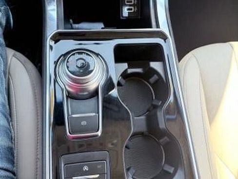 Used 2020 Ford Edge Titanium w/ Cargo Accessory Package FWD image 29