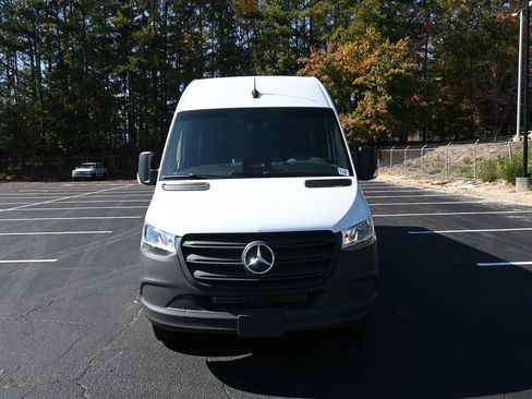 Used 2026 Mercedes-Benz Sprinter 4500 image 31