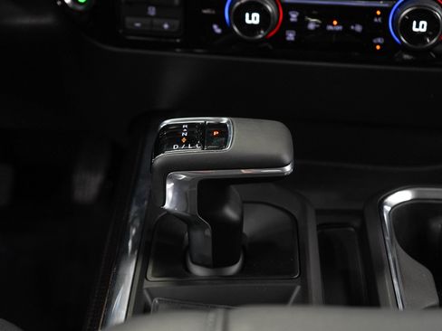Used 2026 Chevrolet Silverado 1500 LT Trail Boss w/ Safety Package AWD/4WD image 19