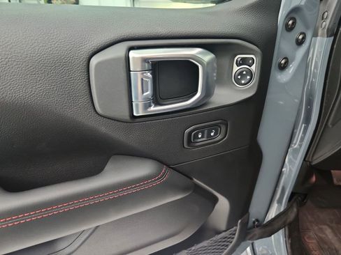 New 2026 Jeep Gladiator Rubicon AWD/4WD image 12