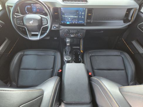 Used 2023 Ford Bronco Badlands AWD/4WD image 2