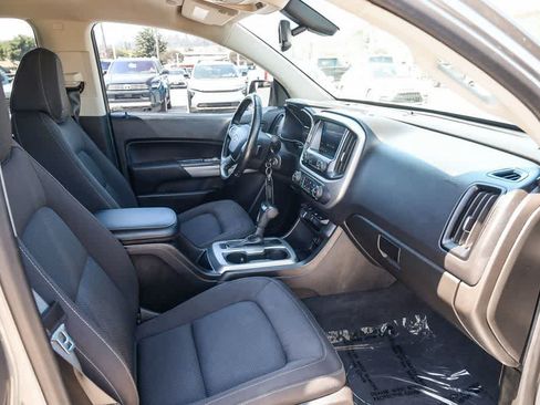 Used 2021 Chevrolet Colorado LT RWD image 15