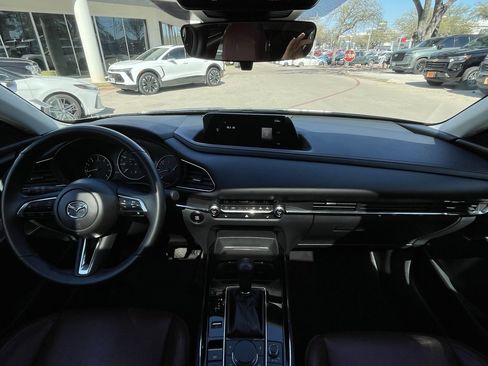 Used 2025 MAZDA CX-30 AWD 2.5 S w/ Preferred Package image 12