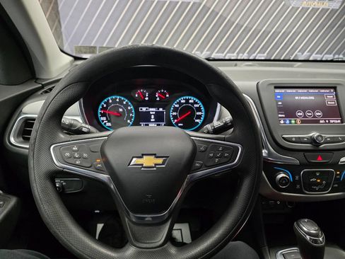 Used 2021 Chevrolet Equinox LS w/ LS Convenience Package image 21