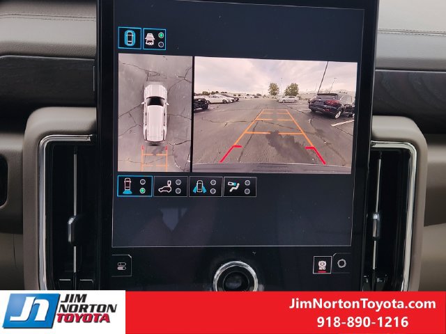 Used 2026 GMC Yukon Denali AWD/4WD image 19