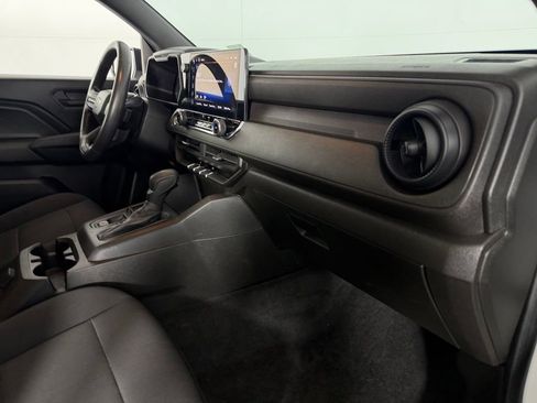Used 2023 Chevrolet Colorado W/T RWD image 28