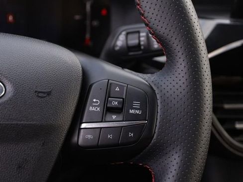 Certified 2025 Ford Escape ST-Line AWD/4WD image 12