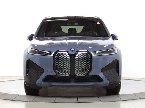 Certified 2024 BMW iX xDrive50 w/ Premium Package AWD/4WD image 2