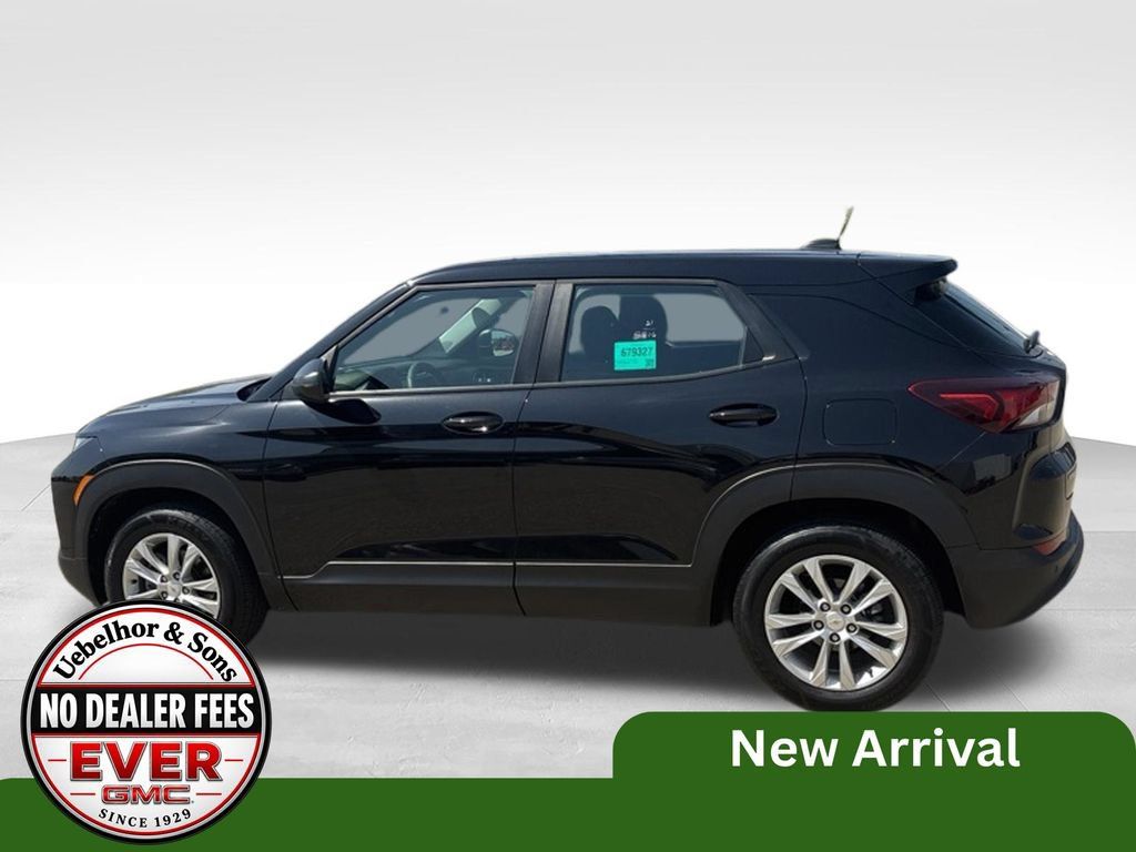 Used 2021 Chevrolet TrailBlazer LS FWD image 10