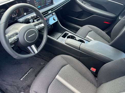 New 2026 Hyundai Sonata SEL FWD image 10