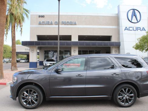 Used 2017 Dodge Durango GT w/ Nav & Power Liftgate Group RWD image 2
