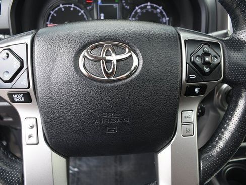 Certified 2024 Toyota 4Runner SR5 Premium w/ Moonroof Package AWD/4WD image 31