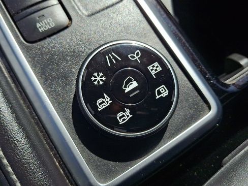 Used 2022 Nissan Pathfinder SL w/ SL Black Package AWD/4WD image 24