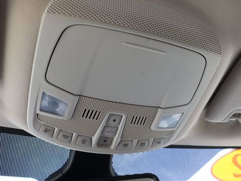 Used 2022 Ford Edge SEL w/ Convenience Package AWD/4WD image 17