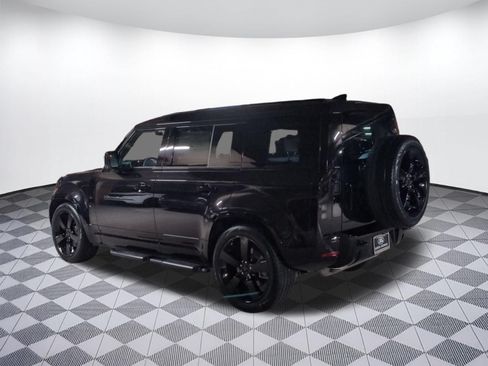 New 2026 Land Rover Defender 110 X-Dynamic SE AWD/4WD image 3