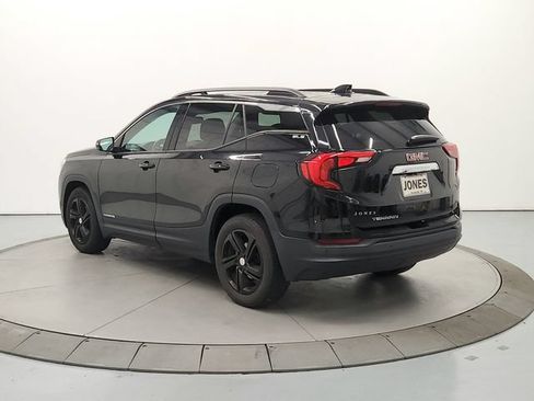 Used 2020 GMC Terrain SLE w/ Driver Convenience Package FWD image 6