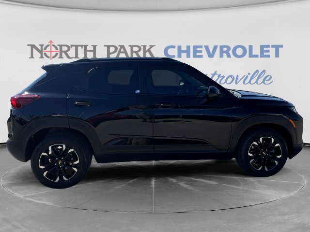 Certified 2023 Chevrolet TrailBlazer LT FWD image 2