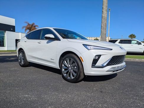 New 2026 Buick Envista Avenir image 2