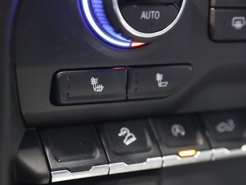 Used 2020 Chevrolet Silverado 1500 RST w/ All-Star Edition image 18