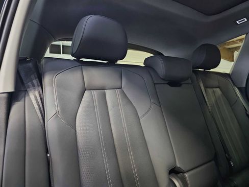 Used 2025 Audi Q5 Prestige image 13