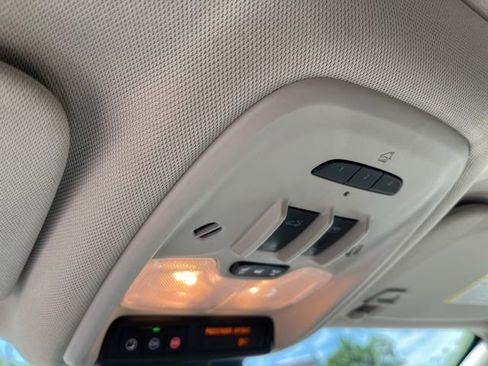 Used 2023 Buick Encore GX Essence w/ Experience Buick Package FWD image 31