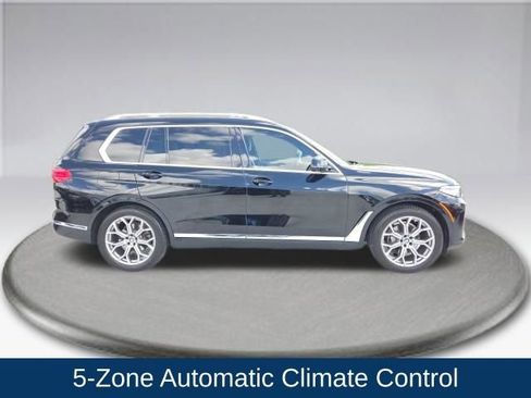Used 2022 BMW X7 xDrive40i w/ Premium Package image 10