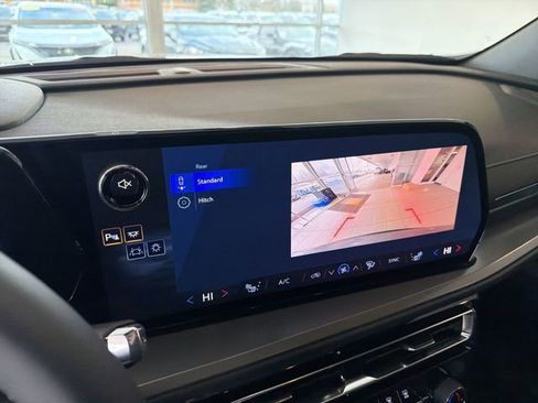 New 2026 Chevrolet Traverse LT w/ Sun and Wheel Package image 29