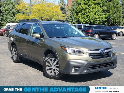Used 2022 Subaru Outback Premium image 28