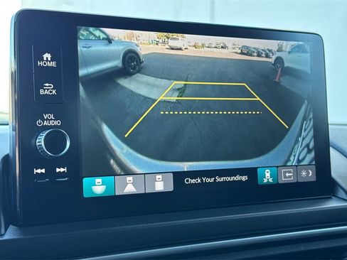 Used 2025 Honda Pilot EX-L image 19