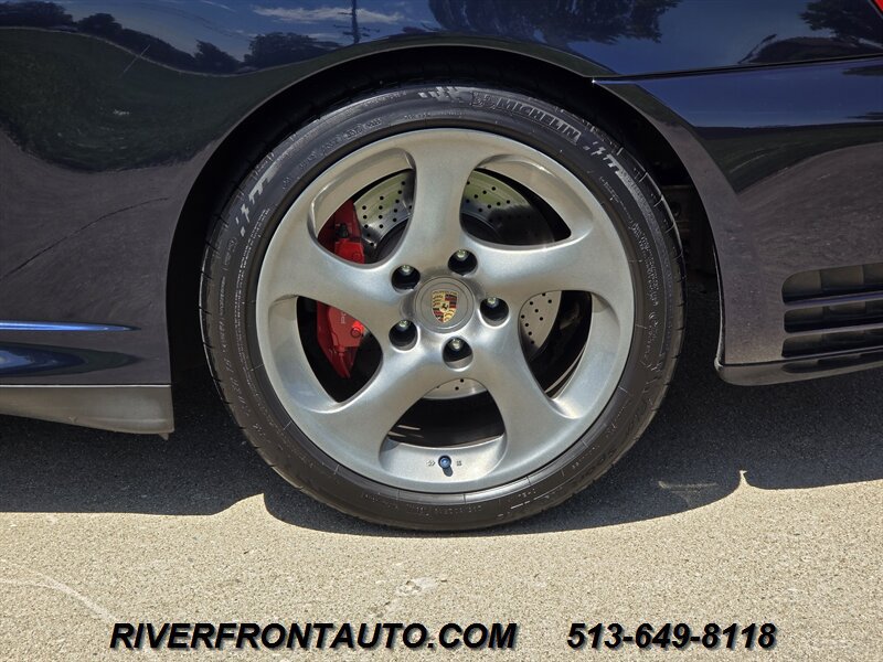 Used 2004 Porsche 911 Carrera RWD image 40