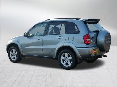 Used 2004 Toyota RAV4 4WD image 5