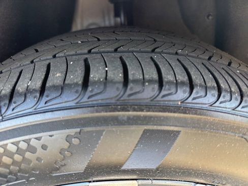 Used 2025 Nissan Altima 2.5 SV image 30