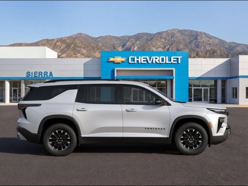 New 2026 Chevrolet Traverse Z71 AWD/4WD image 3