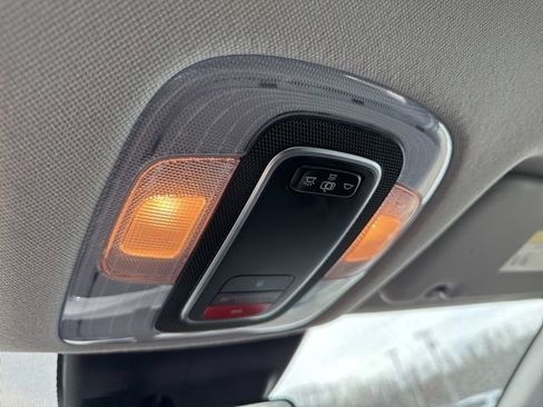 Used 2023 Hyundai Elantra SEL w/ Convenience Package image 20