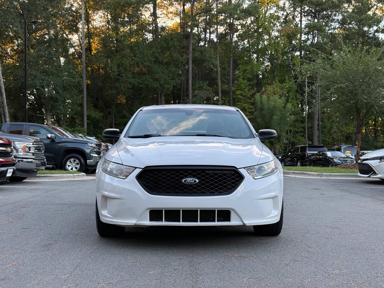 Used 2017 Ford Taurus Police Interceptor AWD image 2