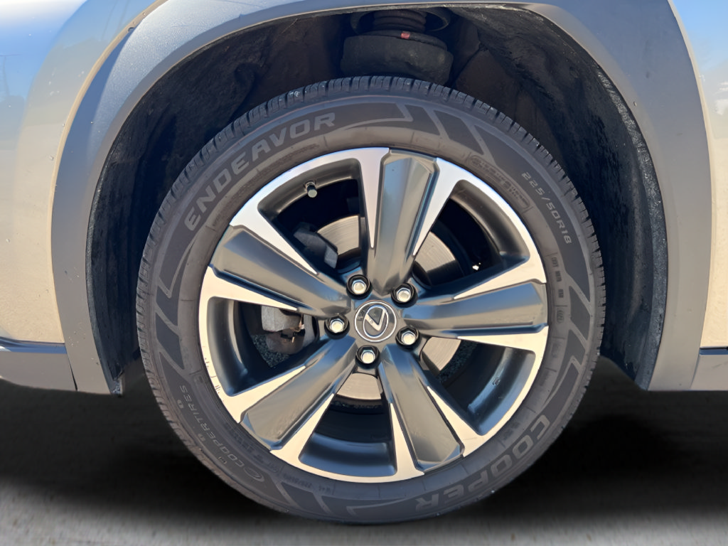 Used 2020 Lexus UX 250h w/ Premium Package AWD/4WD image 35