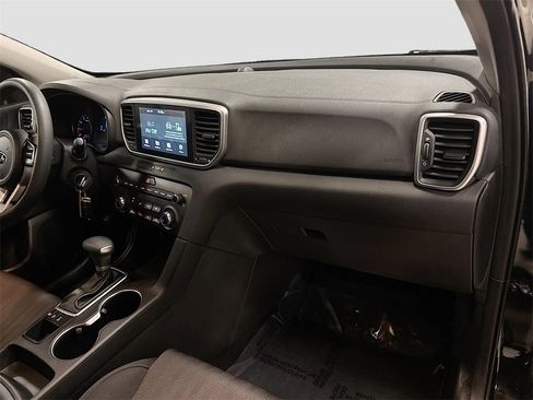 Used 2020 Kia Sportage LX image 33