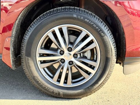 Used 2019 INFINITI QX60 Luxe w/ Essential Package image 12