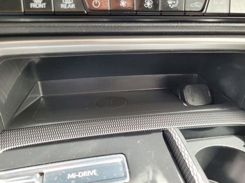 Used 2024 MAZDA CX-90 3.3 Turbo w/ Premium Package AWD/4WD image 28