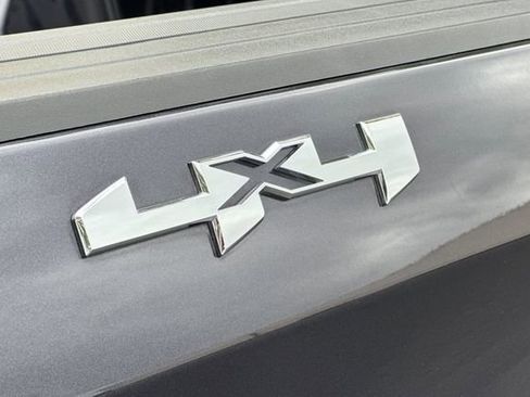 Used 2025 GMC Sierra 1500 SLT image 48