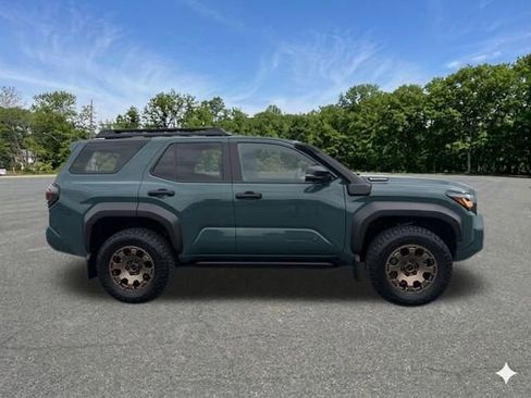Used 2025 Toyota 4Runner Trailhunter AWD/4WD image 9