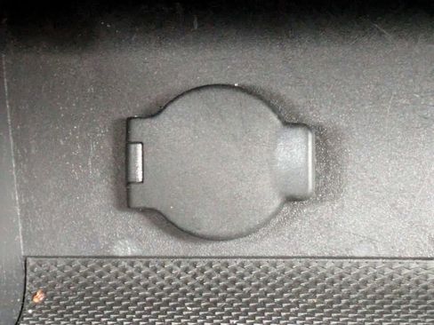 Used 2020 Nissan Pathfinder SV FWD image 29