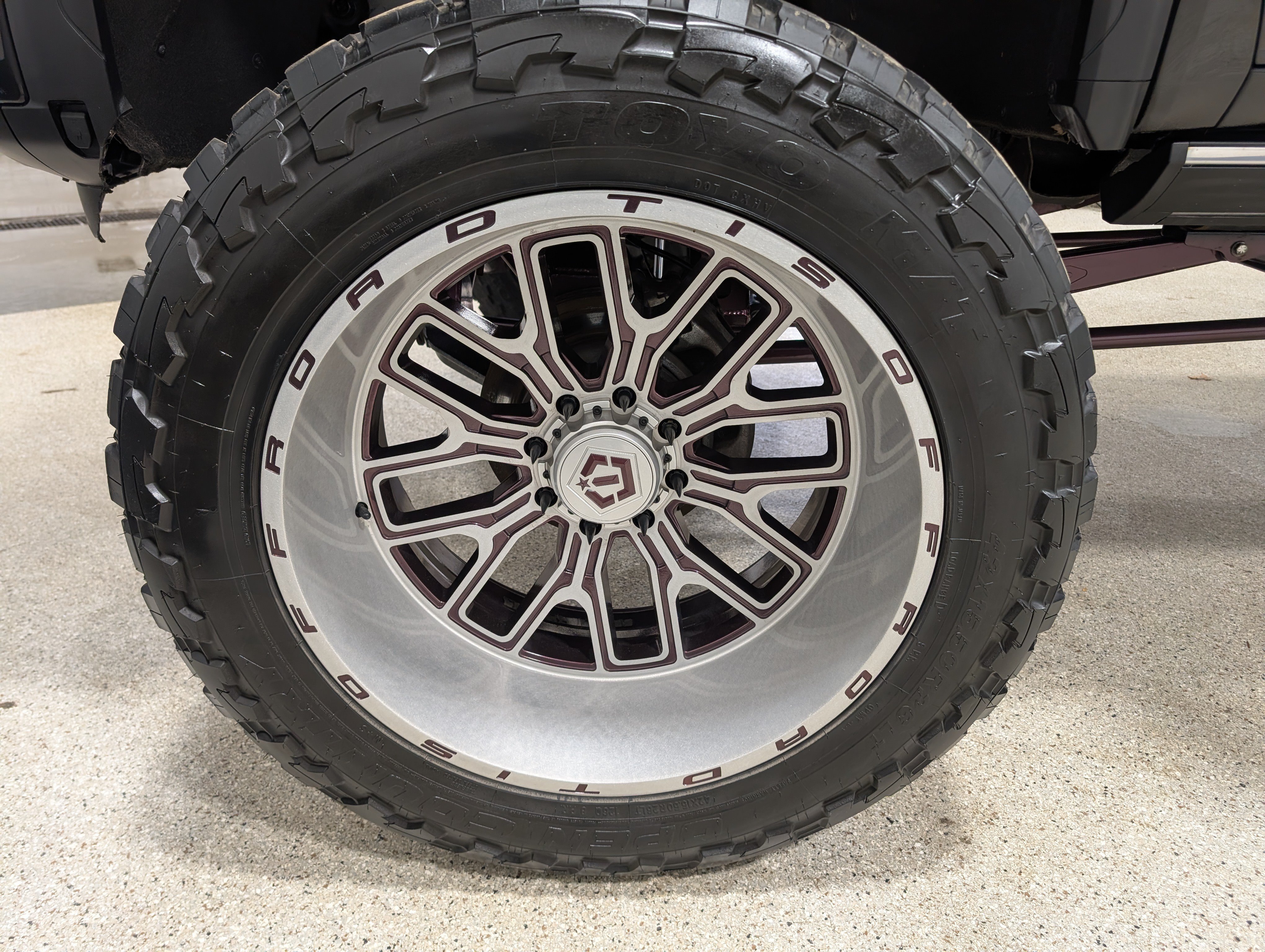 Used 2024 GMC Sierra 2500 Denali Ultimate AWD/4WD image 12