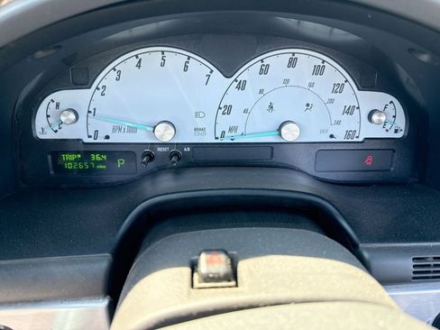 Used 2002 Ford Thunderbird image 10