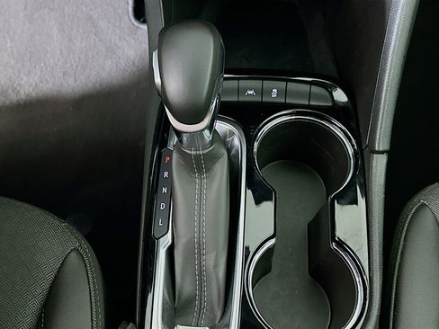 Used 2025 Buick Encore GX Preferred image 24