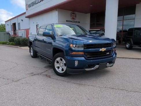 Used 2018 Chevrolet Silverado 1500 LT w/ All Star Edition AWD/4WD image 13