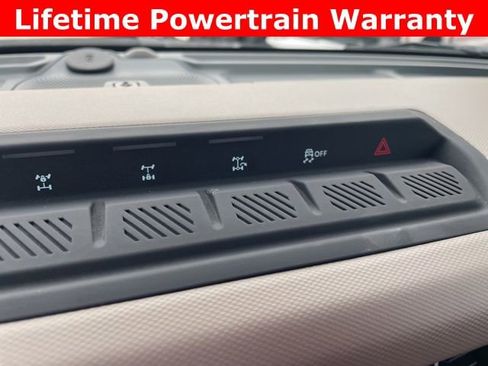 Used 2024 Ford Bronco Wildtrak image 24